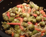 Foto del paso 10 de la receta: Almejas y bacalao salteados con verduras