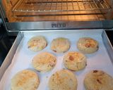 Foto langkah ke 3 dari resep Cheese Scones.