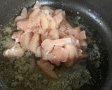 A picture of step 1 of Chilli Chicken Spaghetti.