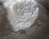A picture of step 1 of Sunflower pizza.