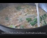 รูปขั้นตอนการทำที่ 8 ของ ราดหน้า หมูนุ้มนุ่ม