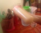 Foto langkah ke 4 dari resep Teh yakult shaker.