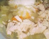 Foto del paso 3 de la receta: Caldo detox de verduras y gallina
