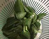 A picture of step 1 of Ajwain leaf pakora.
