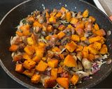 A picture of step 8 of Sweet Chili Roasted Veg Bowl.