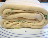Medvehagymás pogácsa recept fázis 5 fotója