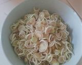 Hình bước làm 1 của món Nấm Bào Ngư Kho Sả (Chay)