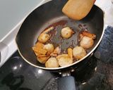 蒜苗麻油滷鮭魚的食譜步驟4照片