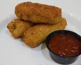A picture of step 7 of Alfredo Bread Rolls.