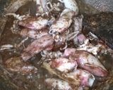 Foto langkah ke 5 dari resep Cumi Masak Hitam.