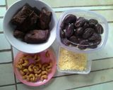 Foto langkah ke 1 dari resep Kurma coklat mede keju.