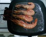 Foto del paso 1 de la receta: Gambón a la plancha con picadillo