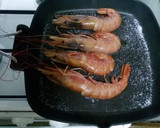 Foto del paso 1 de la receta: Gambón a la plancha con picadillo
