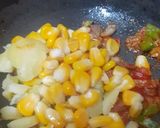 A picture of step 2 of Indian style tandoori mayo masala sandwich.