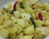 Sada Aloor Tarkari/ Bengali Style White Potato Curry recipe step 1 photo