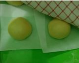 Foto langkah ke 4 dari resep Donat mini Autolisis.