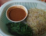 Foto langkah ke 6 dari resep Sambal Pecel Dan Sayur.
