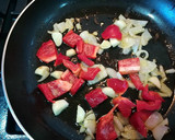 Foto del paso 2 de la receta: Patatas a la marinera
