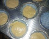 A picture of step 4 of Simple vanilla plain cupcakes.