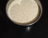 A picture of step 1 of Rava Upma.