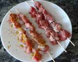 Foto del paso 2 de la receta: Pinchos de pavo a la parrilla