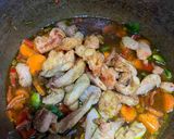 A picture of step 5 of Chicken coconut curry sauce.