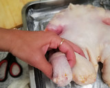 Foto del paso 5 de la receta: Pollo relleno