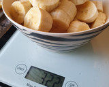 Foto del paso 2 de la receta: Bizcocho de nueces y plátano de Canarias 🍌🇮🇨