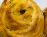 A picture of step 3 of Stuffed Rose Bun.
