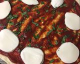 Foto del paso 4 de la receta Pizza “Serranita” con jamón serrano, mozzarella y tomate seco