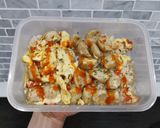 รูปขั้นตอนการทำที่ 5 ของ ข้าวไข่ผัดลูกชิ้นอกไก่