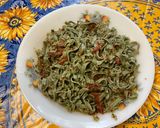 Une image de l'étape 14 de Tagliatelles vertes aux anchois, ail, tomates et persil.