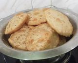 अजवाइन पूरी (Ajwain Puri recipe in hindi) रेसिपी चरण 3 फोटो