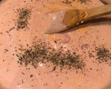 صورة لخطوة 2 من وصفة رافيولي السبانخ والجبن بالبينك صوص 😋🍃