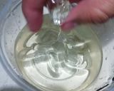 Foto del paso 9 de la receta: Macaron de menta con base de merengue italiano