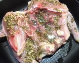 Foto del paso 4 de la receta: Pollo a la provenzal con ensalada de remolacha, huevo y ajo