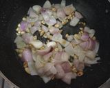 A picture of step 2 of Potato Capsicum fry.