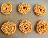 A picture of step 2 of Rice - Wheat Flour Chakri.