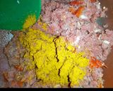 A picture of step 1 of Meat ball sauce.