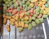 Foto langkah ke 5 dari resep Keciput Pelangi.