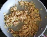 Foto del paso 3 de la receta: Pasta con tomate y atún