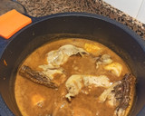 Foto del paso 6 de la receta: Pollo estofado con chocolate y yuca