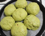 A picture of step 9 of Spinach Bread Rolls.