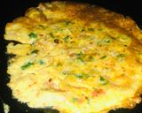 A picture of step 4 of Piyazi omelette💕پیازی آملیٹ💕.