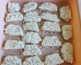 Foto del paso 3 de la receta: Cookies y/o tapitas de Naranja y coco