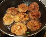 Foto del paso 5 de la receta Níscalos con ajo y perejil