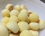 Foto langkah ke 3 dari resep Tamago Boro Teflon - Biskuit Anak Lumer.