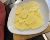 Foto del paso 1 de la receta: Pizza saludable con base de patata