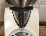 Foto del paso 7 de la receta: Sepia sorpresa (Thermomix) con guarnición