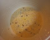 A picture of step 2 of White Clams in White Wine and Garlic.